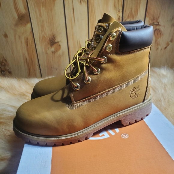 Timberland Waterproof Premium Boots 6” Wheat Nubuck Men Sz 6 Junior New in Box - Picture 1 of 15